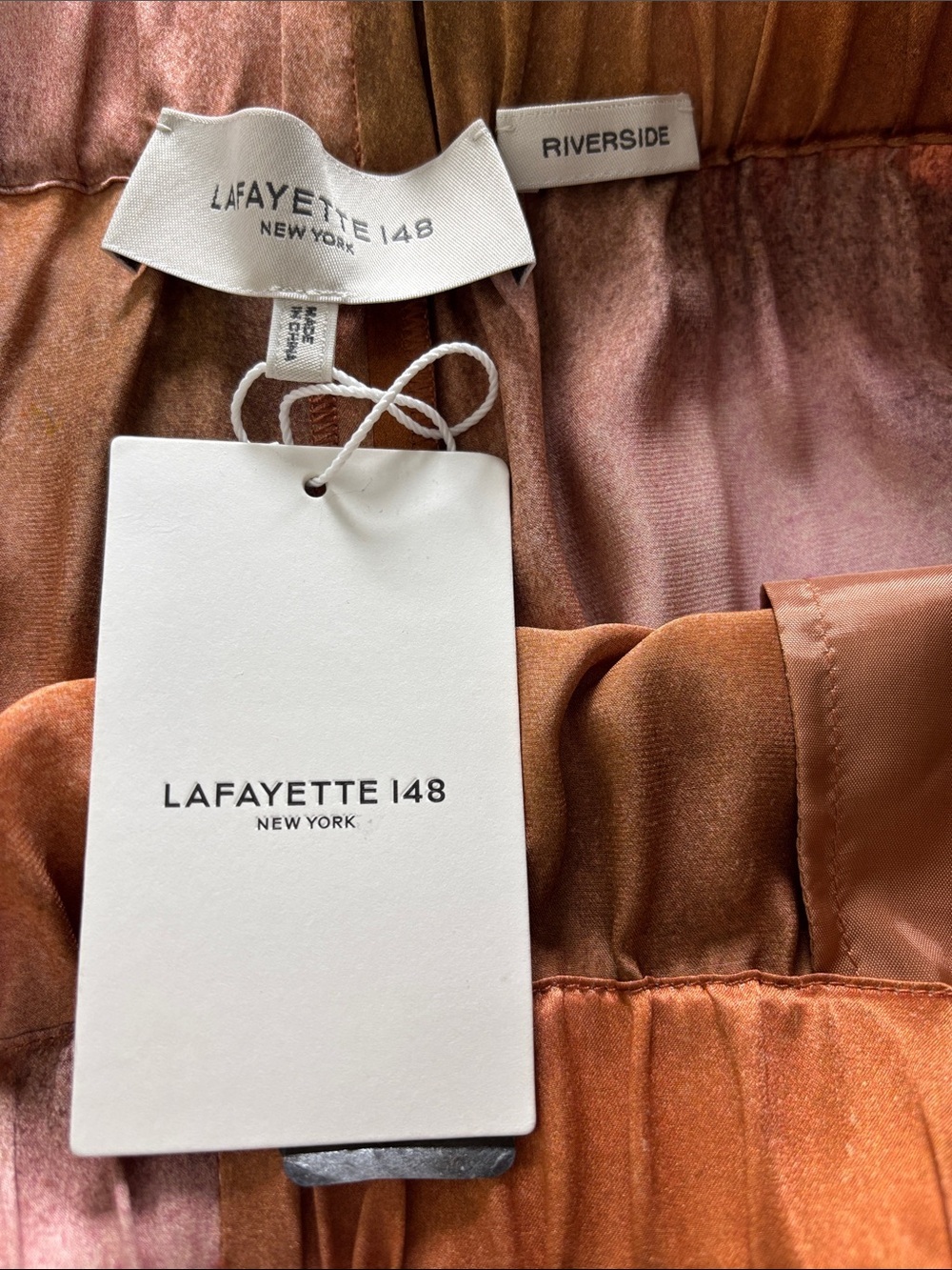 Lafayette 148  Riverside Silk
Satin Wide Leg Pants Red Ochre Multi Size M NWT - Picture 7 of 8